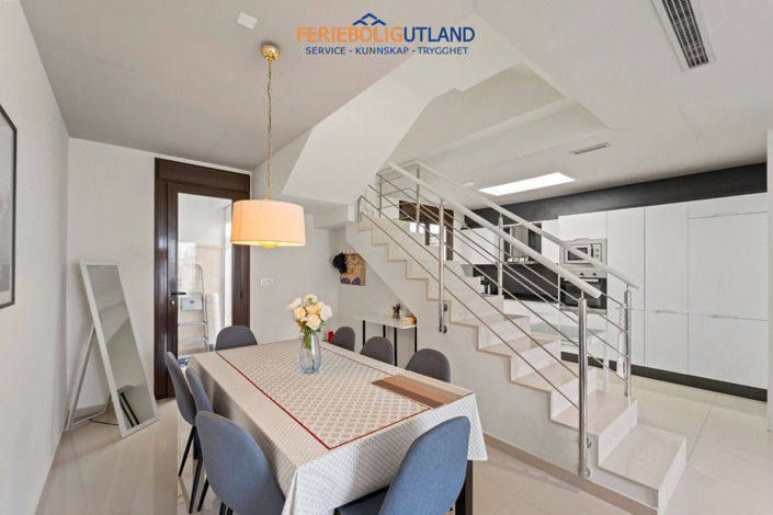 Image No.14-2 Bed Townhouse for sale