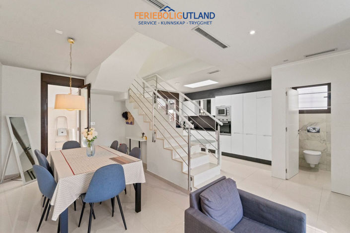 Image No.3-2 Bed Townhouse for sale