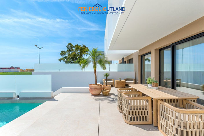 Image No.21-3 Bed Villa for sale