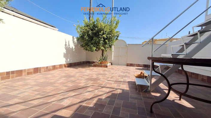 Image No.6-3 Bed Townhouse for sale