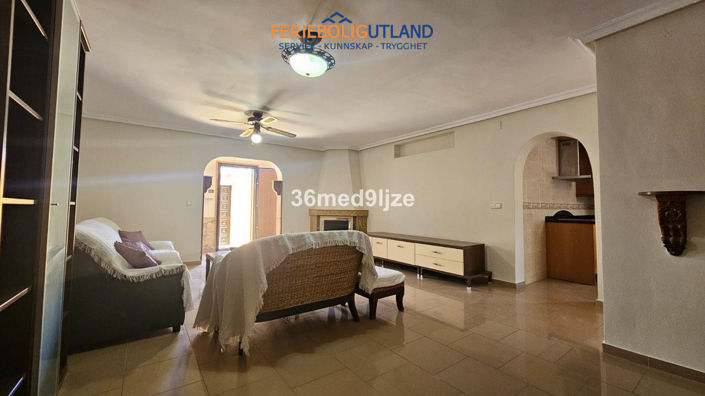 Image No.20-6 Bed Villa for sale