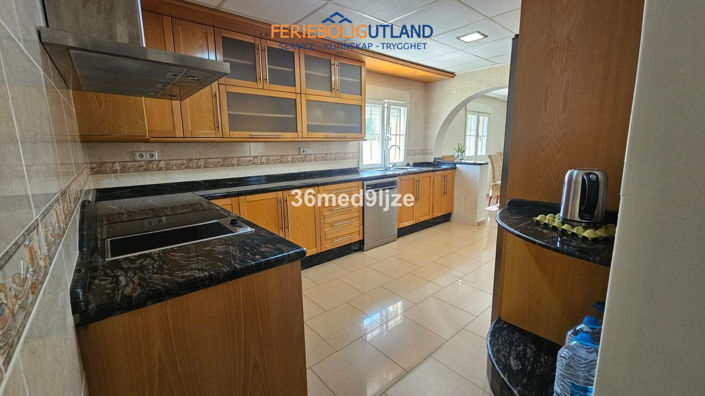 Image No.39-6 Bed Villa for sale