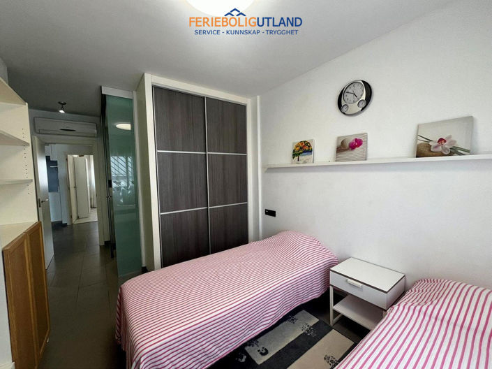 Image No.12-2 Bed Bungalow for sale