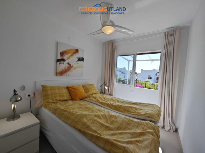 Image No.18-3 Bed Apartment for sale