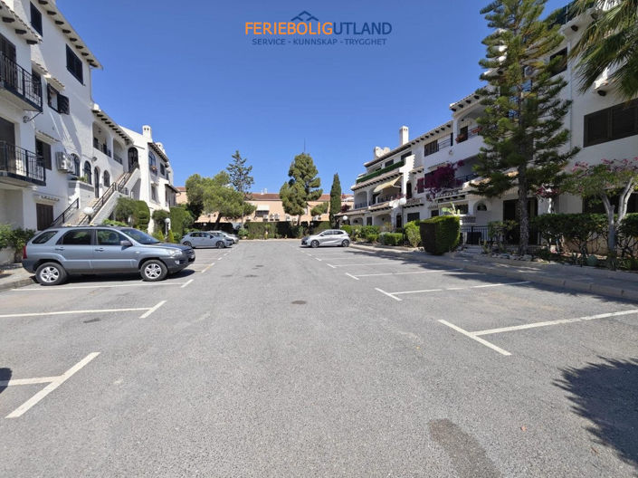Image No.27-3 Bed Apartment for sale