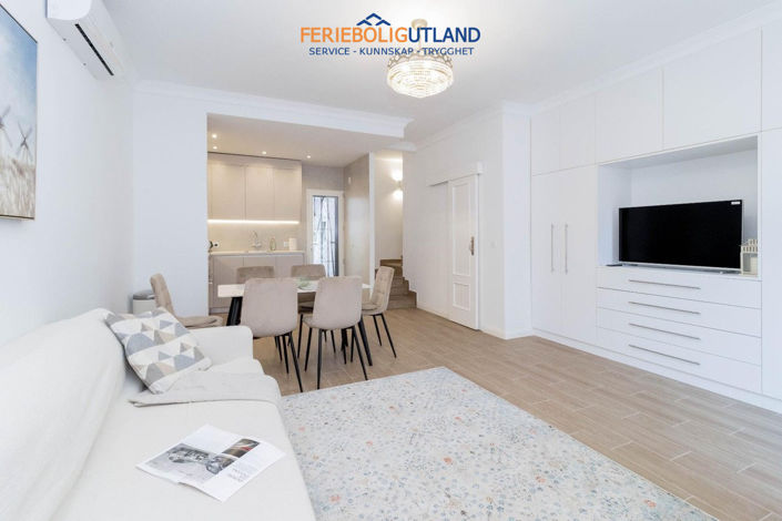 Image No.2-3 Bed Townhouse for sale