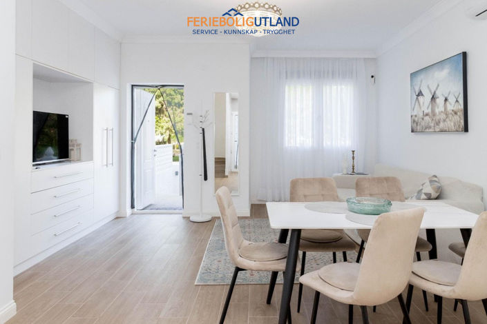 Image No.8-3 Bed Townhouse for sale