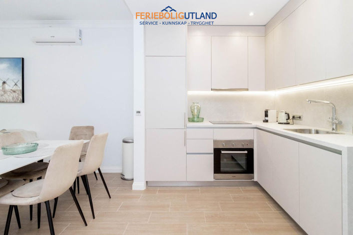 Image No.9-3 Bed Townhouse for sale