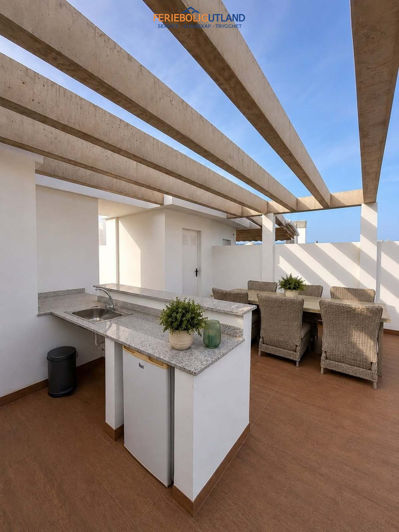 Image No.18-2 Bed Apartment for sale