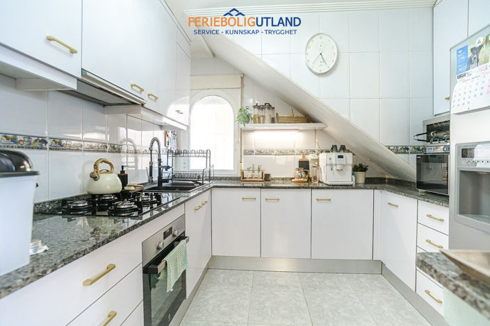 Image No.11-3 Bed Villa for sale