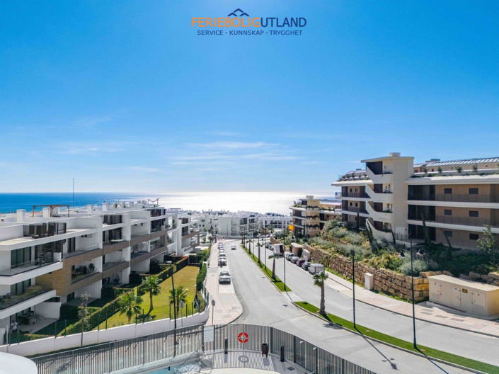 Image No.17-3 Bed Apartment for sale