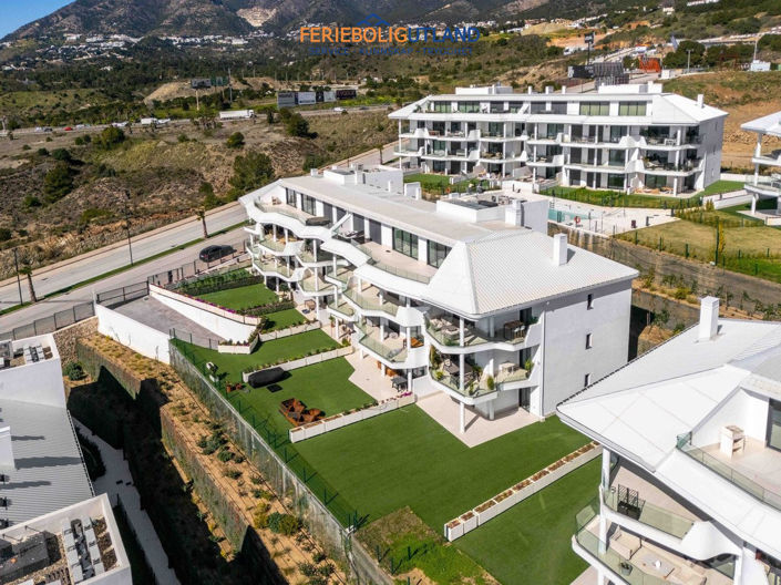 Image No.21-3 Bed Apartment for sale