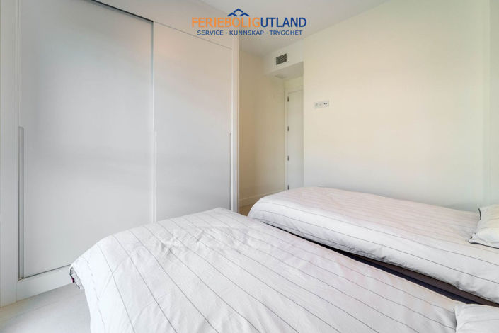 Image No.25-3 Bed Apartment for sale