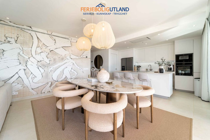 Image No.10-3 Bed Apartment for sale