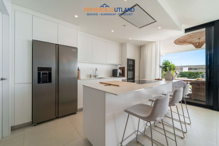 Image No.24-3 Bed Apartment for sale