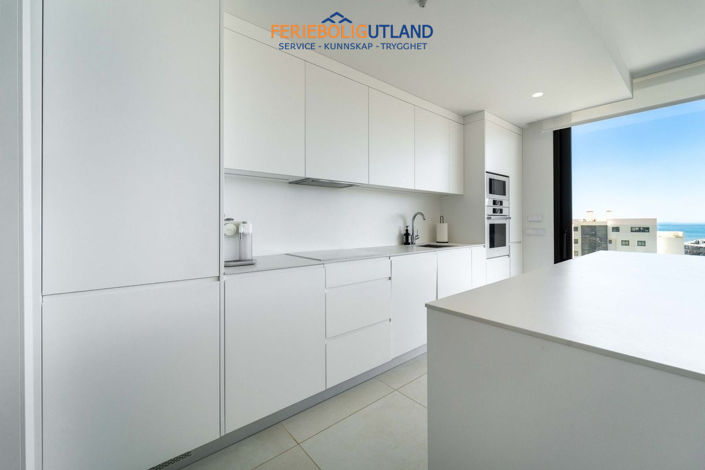 Image No.10-3 Bed Apartment for sale