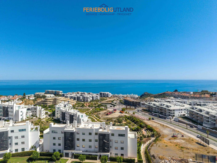 Image No.22-3 Bed Apartment for sale