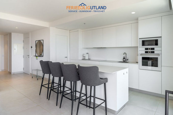 Image No.3-3 Bed Apartment for sale