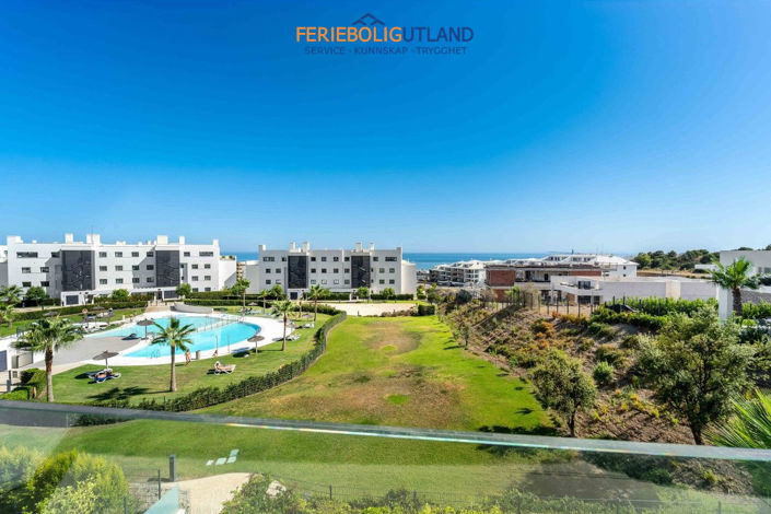 Image No.30-3 Bed Apartment for sale