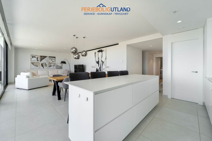 Image No.9-3 Bed Apartment for sale