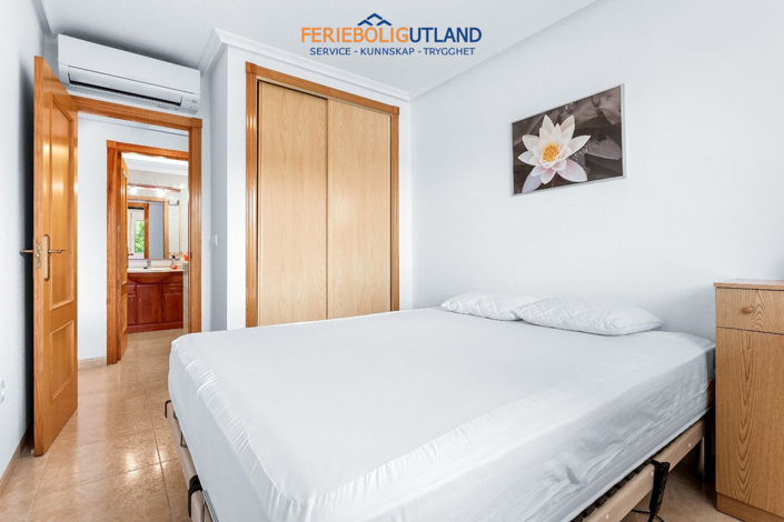 Image No.20-2 Bed Apartment for sale