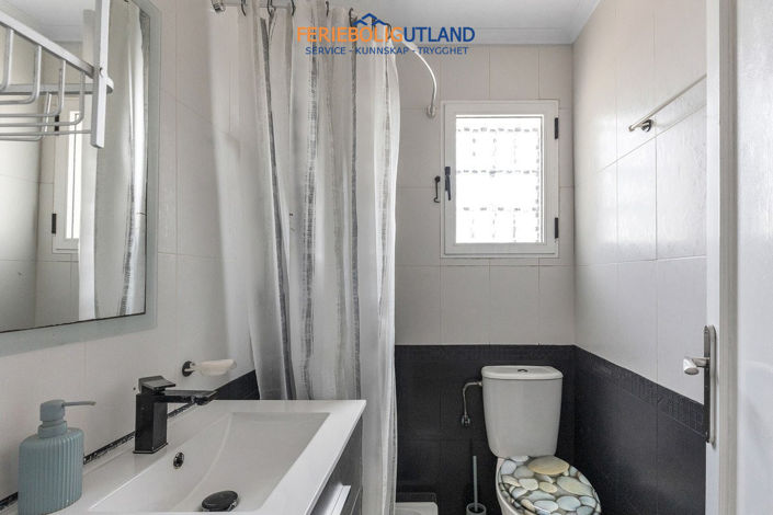 Image No.19-2 Bed Apartment for sale