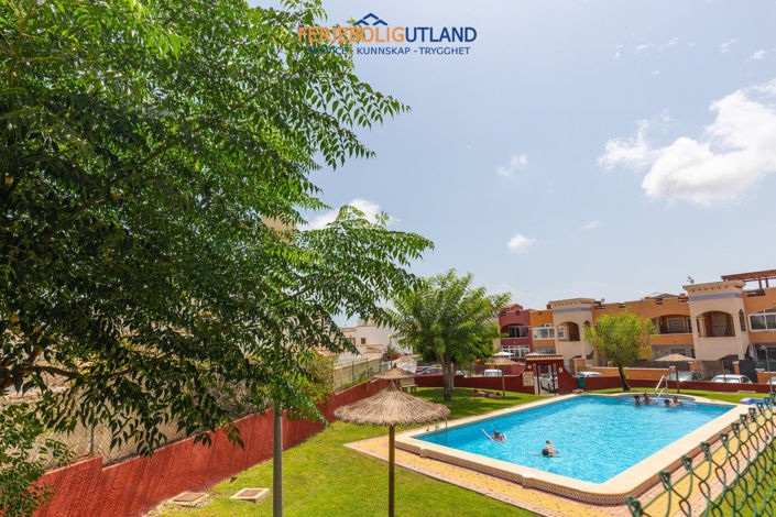 Image No.20-2 Bed Apartment for sale