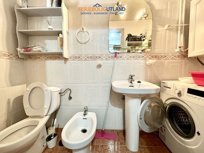 Image No.11-2 Bed Townhouse for sale