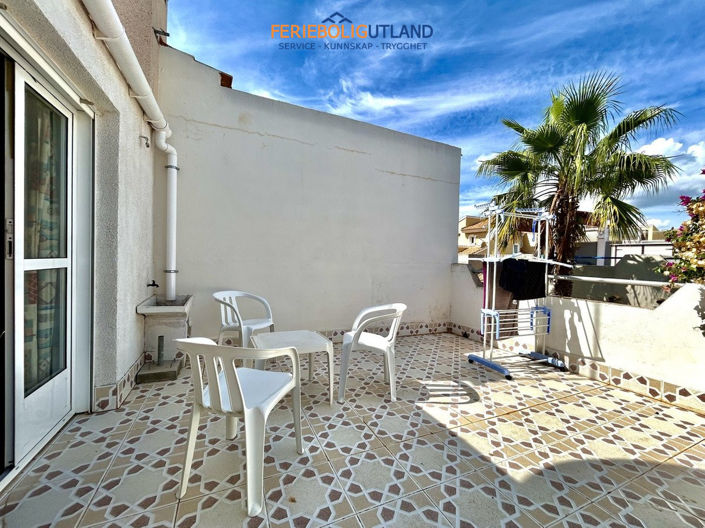 Image No.23-2 Bed Townhouse for sale