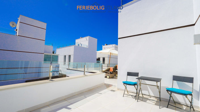 Image No.19-3 Bed Villa for sale