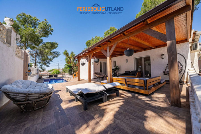 Image No.4-4 Bed Villa for sale
