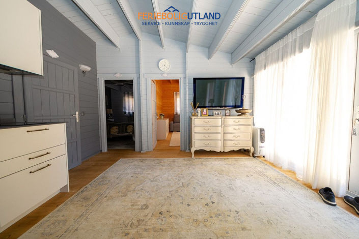 Image No.40-4 Bed Villa for sale