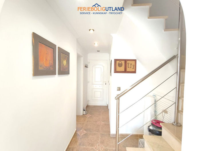 Image No.15-3 Bed Townhouse for sale