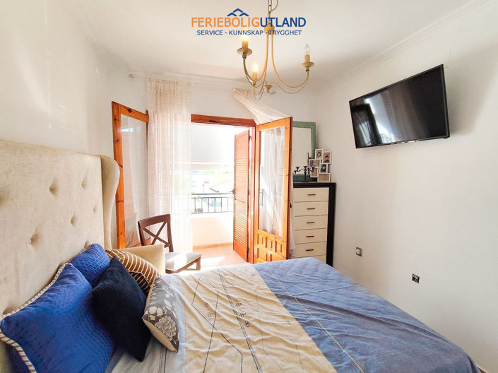 Image No.17-3 Bed Townhouse for sale