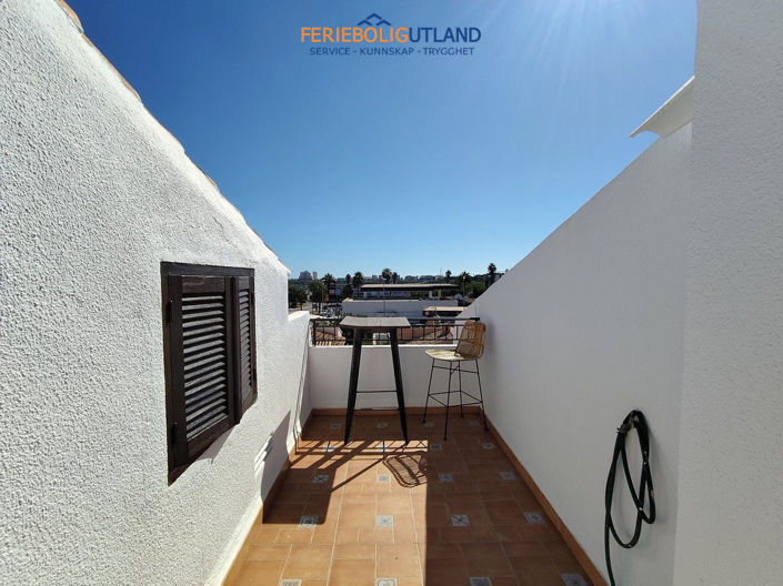 Image No.26-3 Bed Townhouse for sale