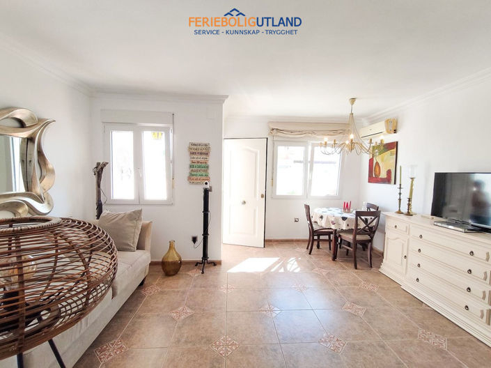 Image No.8-3 Bed Townhouse for sale