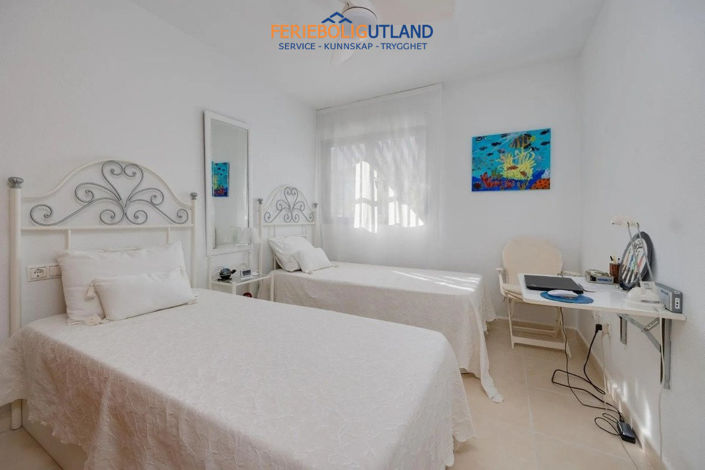 Image No.19-3 Bed Apartment for sale