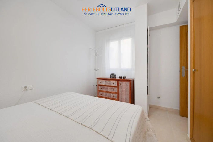 Image No.25-3 Bed Apartment for sale