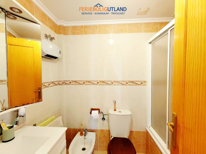Image No.20-4 Bed Townhouse for sale