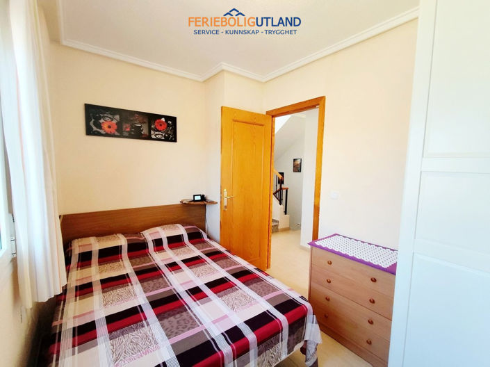 Image No.27-4 Bed Townhouse for sale