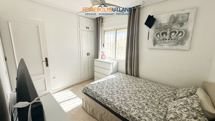 Image No.22-4 Bed Townhouse for sale