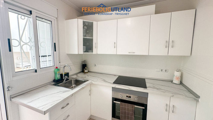 Image No.4-4 Bed Townhouse for sale