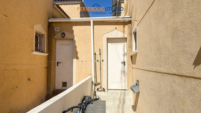 Image No.41-4 Bed Townhouse for sale