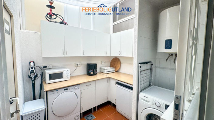 Image No.7-4 Bed Townhouse for sale