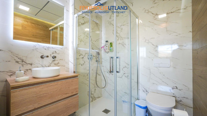 Image No.12-3 Bed Apartment for sale