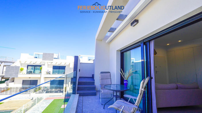Image No.21-3 Bed Apartment for sale