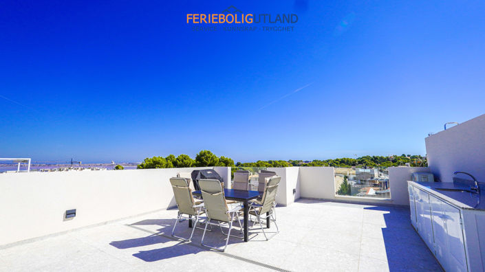 Image No.28-3 Bed Apartment for sale