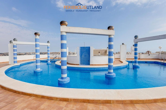 Image No.37-2 Bed Apartment for sale