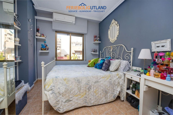 Image No.27-5 Bed Apartment for sale