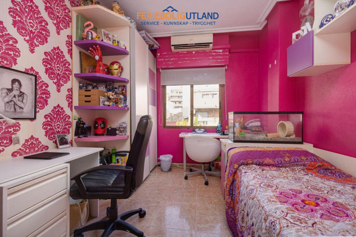 Image No.30-5 Bed Apartment for sale